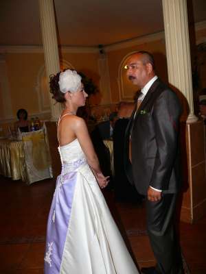 Vand rochie mireasa deosebita