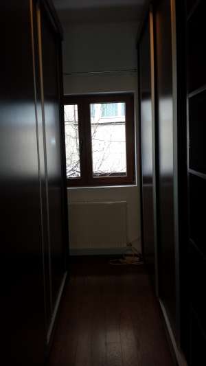 INCHIRIERE 3 CAMERE CASIN