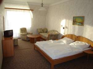Hotel �n Balatongy�r�k (Ungaria) pentru v�nzare