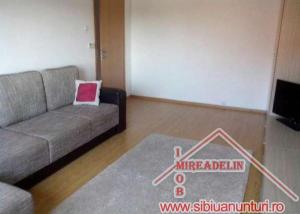 INCHIRIEZ  APARTAMENT 2 CAMERE ,  ZONA CENTRALA,   60mp