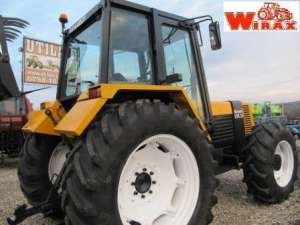 Tractor RENAULT 133.14 ,  reconditionat ,  putere 130 CP