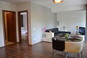 In zona Scandinavia inchiriez apartament de lux 2 camere