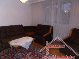 INCHIRIEZ APARTAMENT 2 CAMERE,    Mihai Viteazu,    56 mp