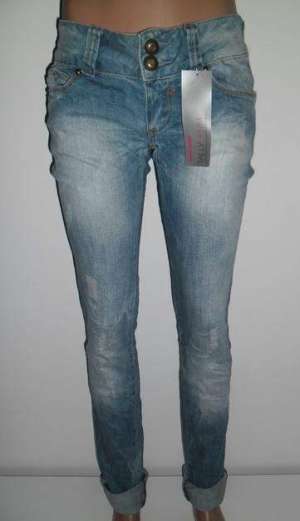 Stoc Haine Dama Toamna-iarna marca Stravi si Tally W PRET 5 euro/buc pe ales!