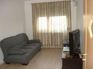 Vand apartament 4 camere 60 mp Zetarilor