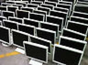 Monitoare LCD 17-19 inh incepand de la 135 de lei
