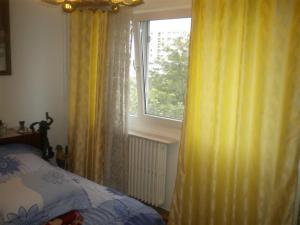 Apartament 3 camere Titan Postavarului
