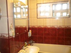 Apartament 3 camere Titan Postavarului