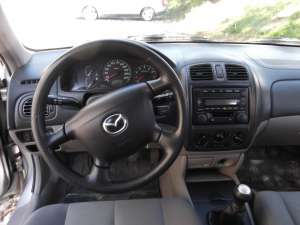 Vand Mazda 323F