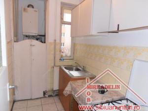 INCHIRIEZ APARTAMENT 2 CAMERE,  ZONA CEDONIA