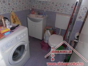 VAND APARTAMENT 4 CAMERE,  ZONA MIHAI VITEAZU