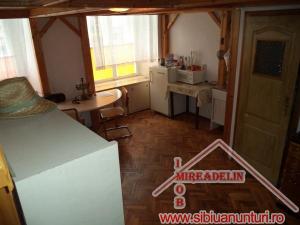 INCHIRIEZ  SPATIU DE BIROU,    ULTRACENTRAL,    48 mp