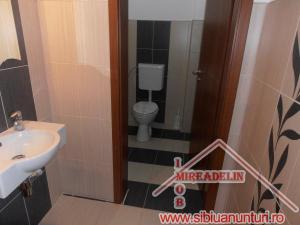 INCHIRIEZ SPATIU COMERCIAL,   70 mp,   CALEA DUMBRAVII