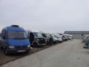 DEZMEMBREZ  AUTOUTILITARE marca FORD ,  MERCEDES ,  IVECO si VW