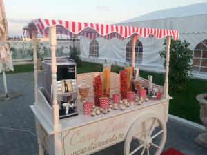 Inchirieri Carut Candy Bar