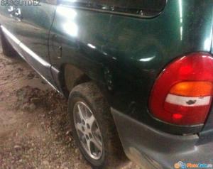 CHRYSLER VOYAGER,  2.4 benzina