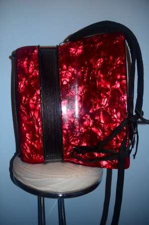 Vand Hohner Bravo III 80 Rosu