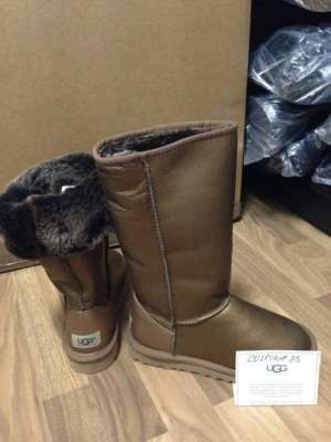 Cizme ugg clasic tall blana naturala impermeabile