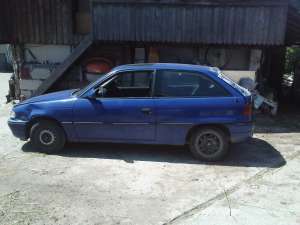 dezmembrez opel astra f din 1995 diesel