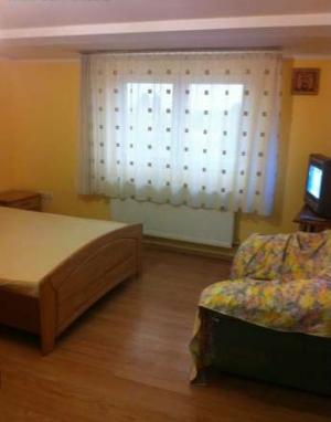 Apartament 3 camere Giulesti