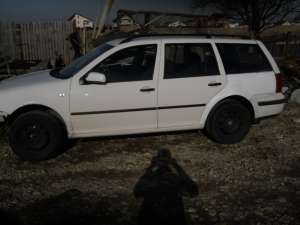 dezmembrez vw golf 4 combi 1.9 tdi alh 90 de cai