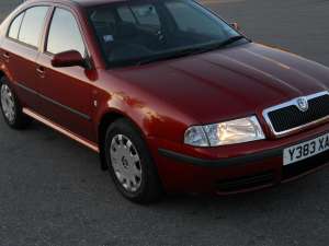 dezmembrez skoda octavia tour 1.9 tdi alh