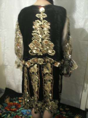 costum popular vechi unicat