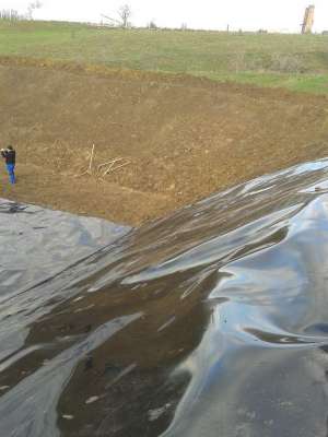 Hidroizolatii cu Geomembrana HDPE