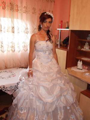 rochie mireasa