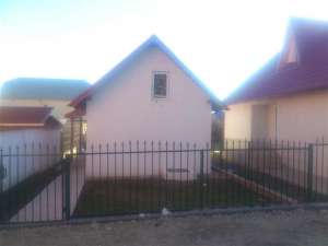 Navodari vand casa 2 camere