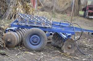 Vand disc agricol cu grape pentru tractor de 650