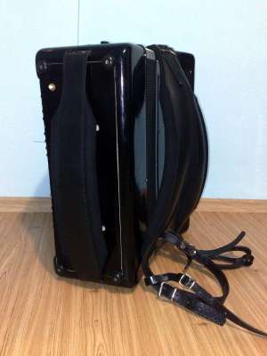 Vand Acordeon WELTMEISTER Supita S4