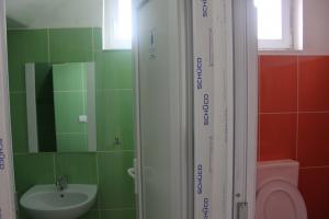 Inchiriez in Alesd spatiu comercial (langa E60)