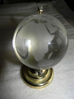 Macheta glob terestru  cristal murano,          manufactura,        vechi,        sec.19          ra