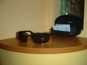 Vand ochelari de soare Prada originali