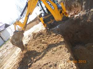 inchiriere buldoexcavator