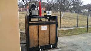 Vand presa balotat pet, hartie-carton, doze aluminiu