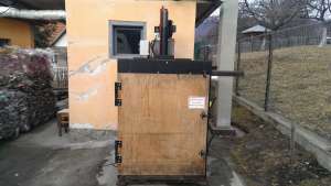 Vand presa balotat pet, hartie-carton, doze aluminiu