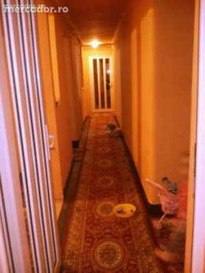 Vand Apartament 6 camere PIATA Romana