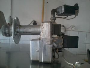 INJECTOR PE GAZ MADE IN GERMANIA