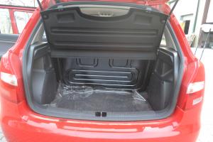vAND SKODA FABIA- DOTARE ANVELOPE IARNA