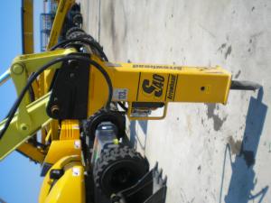 PICON HIDRAULIC MINI INCARCATOR  SAU EXCAVATOR DE 3 TONE