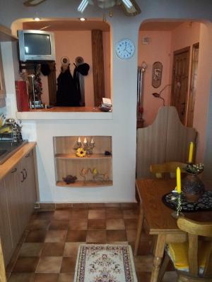 De vanzare apartament 3 camere,   stare foarte buna