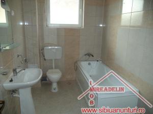 INCHIRIEZ SPATIU BIROURI ,   105 mp ,  Zona  Nicolae Iorga