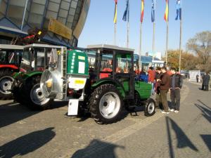 POMPA PURTATA PE TRACTOR PENTRU STROPIT VIE SI LIVADA