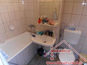 VAND  APARTAMENT 2 CAMERE,   MIHAI  VITEAZU,   46mp