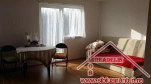 INCHIRIEZ  MANSARDA 3 CAMERE,    VALEA AURIE 65mp