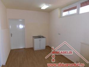 INCHIRIEZ SPATIU BIROURI ,   58 mp ,  ZONA CALEA DUMBRAVII