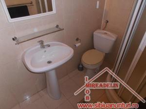 INCHIRIEZ SPATIU BIROURI ,   58 mp ,  ZONA CALEA DUMBRAVII