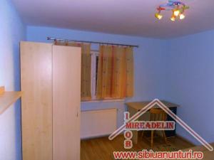 VAND  APARTAMENT 3 CAMERE ,  STRAND 64mp